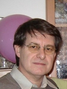 Un primo piano di pino Boero